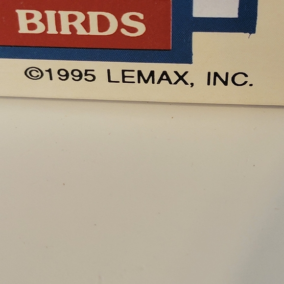 Vintage 1995 Lemax Dickensvale Collectibles Porcelain Woman & Child Feeding Bird - Picture 4 of 4